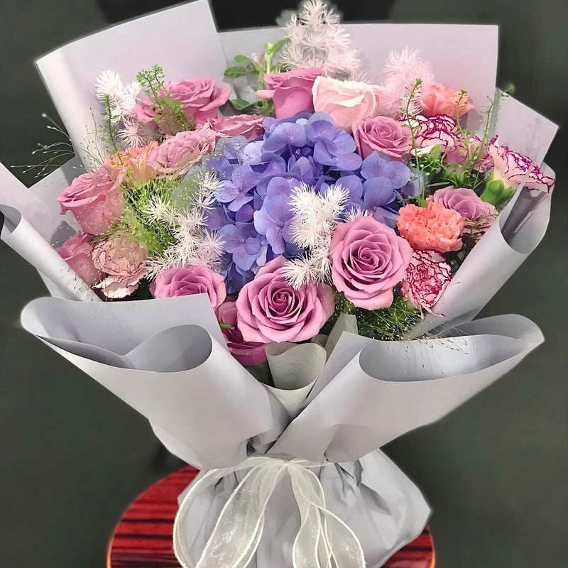 紫色繡球紫玫瑰花束